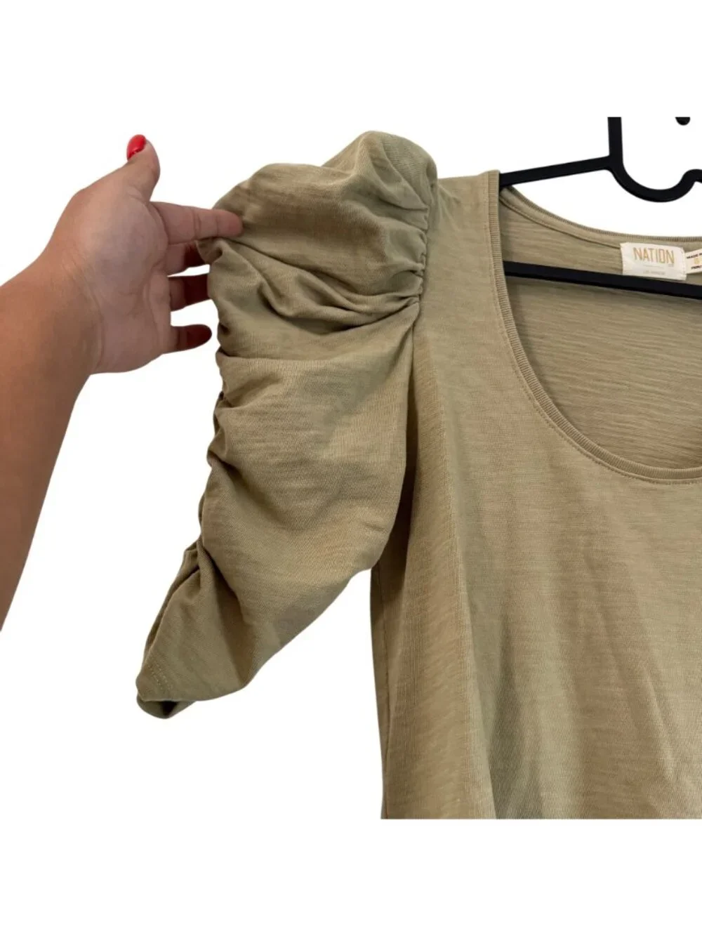 Nation LTD Tan Puff Scrunched 3/4 Sleeve Scoop Neck Top Womens Size Small - Picture 3 of 5